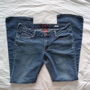 Arizona Low Waist Bootcut Jean